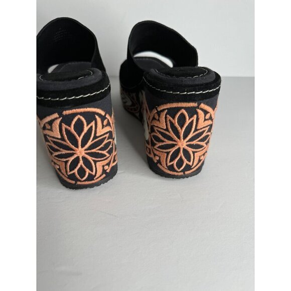 Free People Black Embroidered Tomorrow Wedge Platform Mules Size 37 US 6.5 NEW - Picture 6 of 8